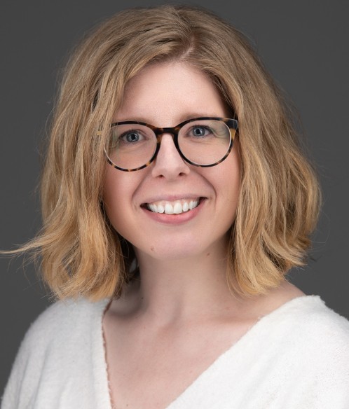 Headshot of Our York Media's Rebecca Hanlon. Marketer, marketing consultant, videographer, photographer, writer, web design, in York PA and central Pennsylvania.
